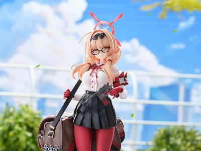 チナツ